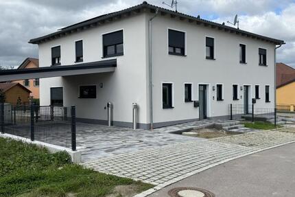 Haus Pöttmes - 4 Zimmer, 141 m&sup2;, 1.551&euro; | Angebot:25831961