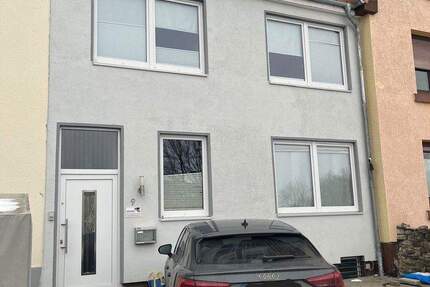 Haus Einbeck - 7 Zimmer, 150 m&sup2;, 285.000&euro; | Angebot:25368615