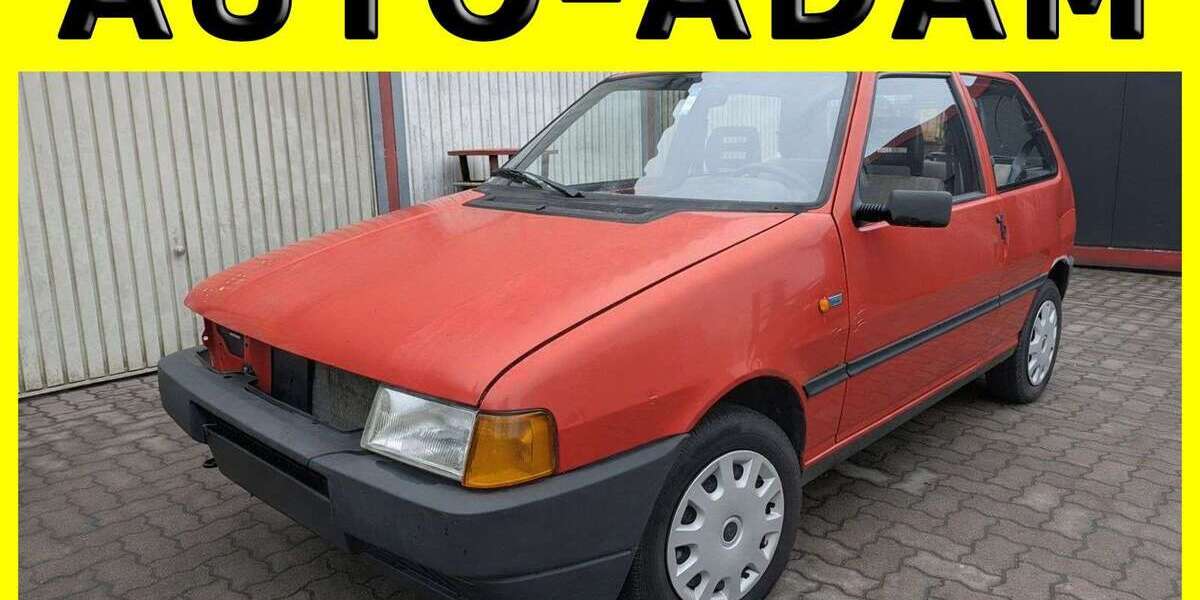 Fiat Uno 49.779 km 950 &euro; Lübeck 23556