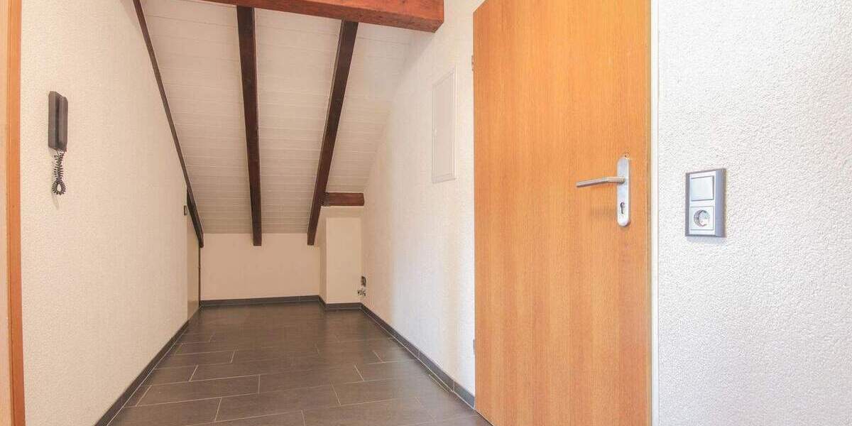 Etagenwohnung Lauchringen Unterlauchringen - 4 Zimmer, 97 m&sup2;, 310.000&euro; | Angebot:25741797