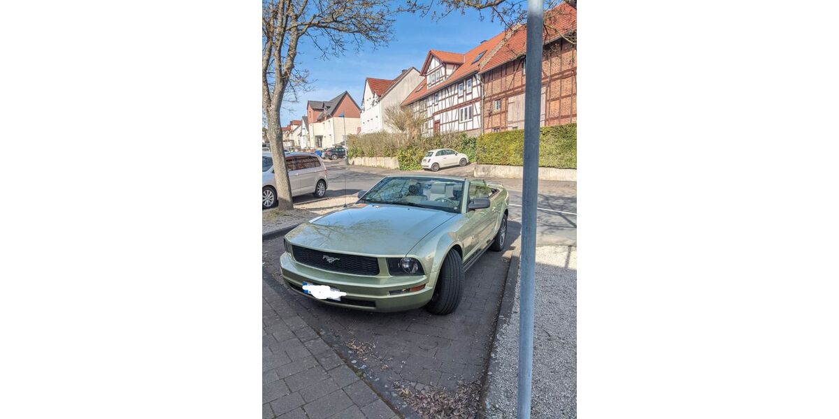 Ford Mustang 170.000 km 10.200 &euro; Kassel 34128