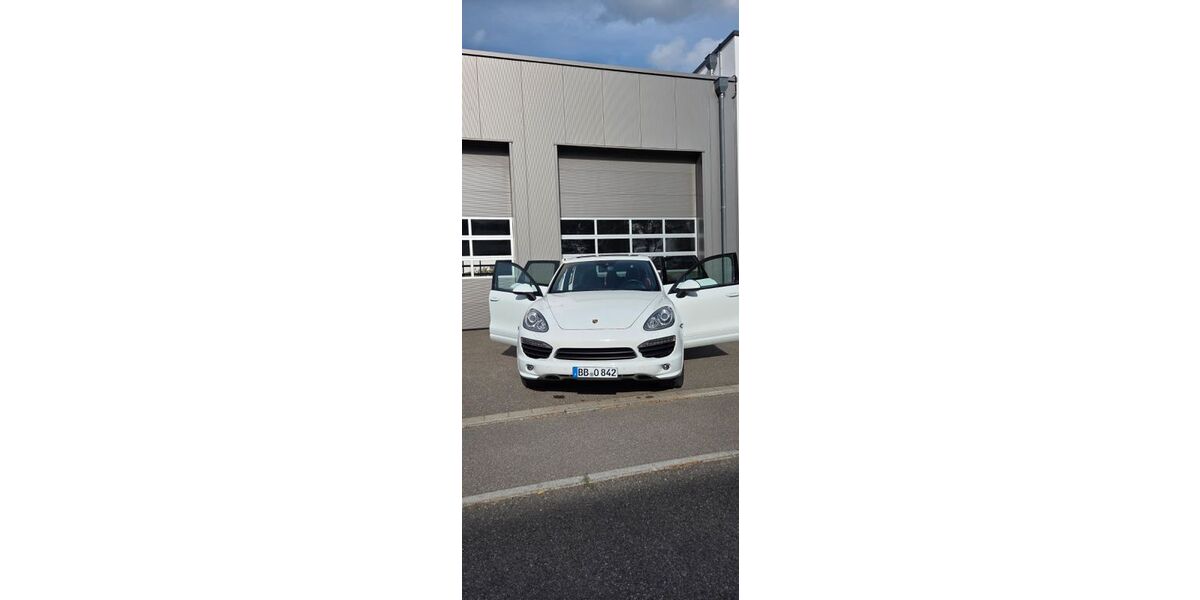 Porsche Cayenne 177.000 km 22.800 &euro; Sindelfingen 71067