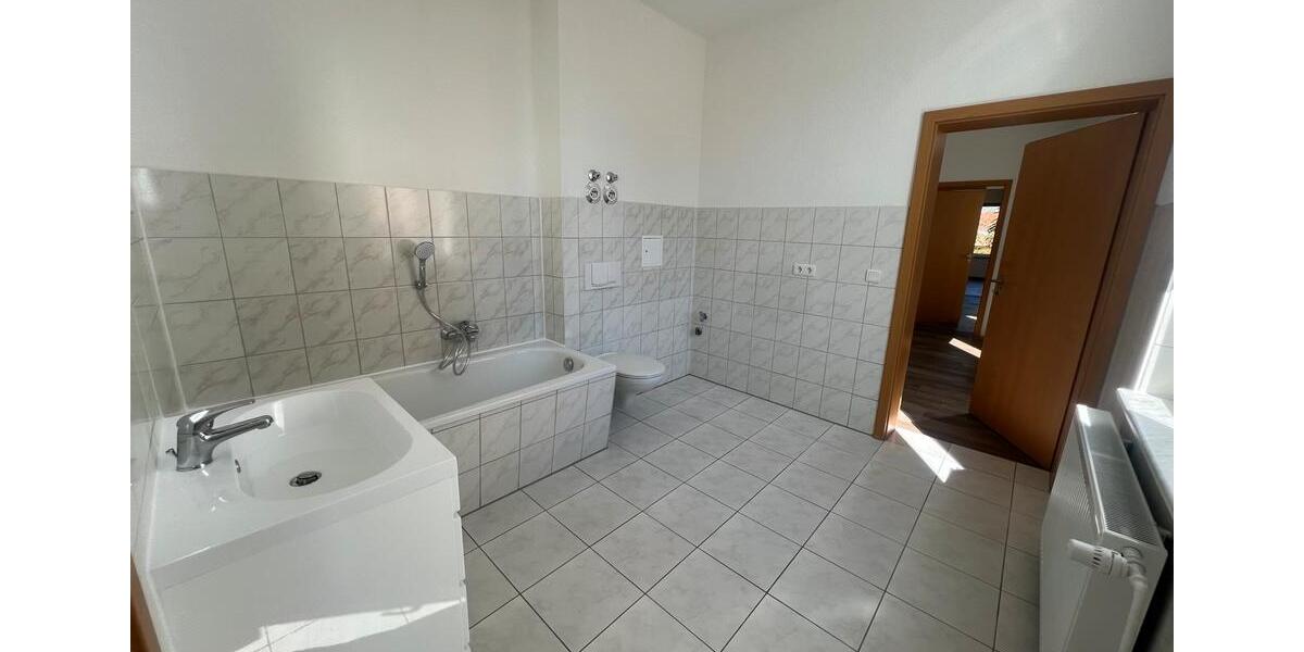 Etagenwohnung Köthen (Anhalt) - 3 Zimmer, 63 m&sup2;, 643&euro; | Angebot:26398080