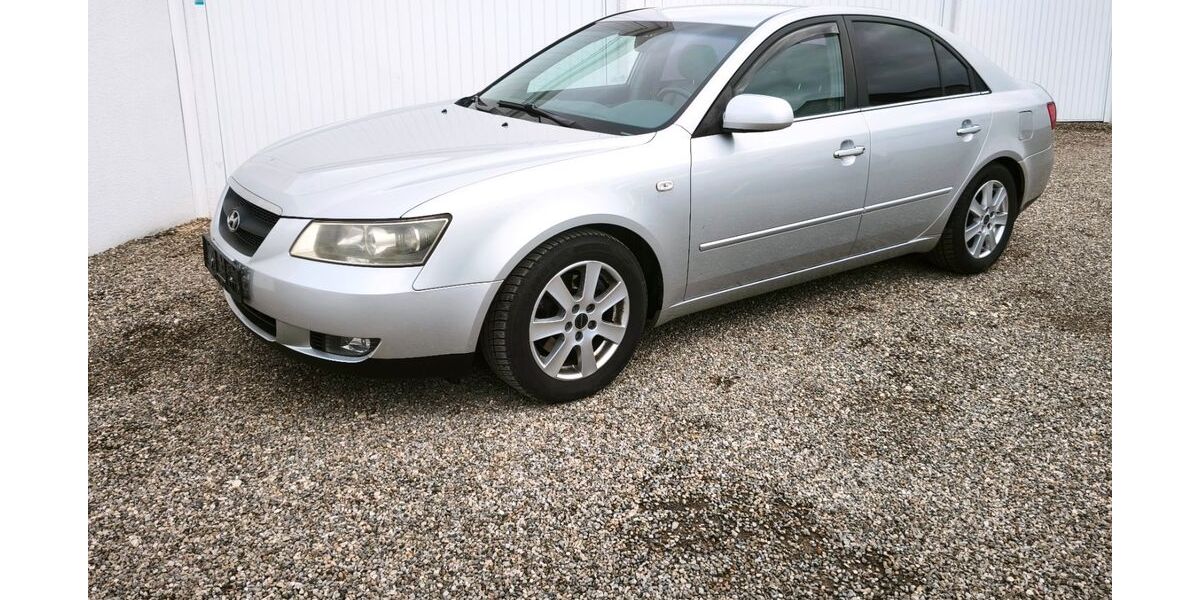 Hyundai SONATA 197.000 km 1.480 &euro; Dürrlauingen / Ortsteil Mindelaltheim 89350