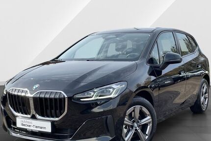BMW 220 Active Tourer 11.467 km 29.906 &euro; Stadthagen 31655