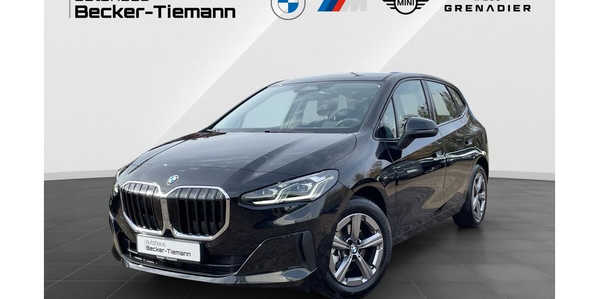 BMW 220 Active Tourer 11.467 km 29.906 &euro; Stadthagen 31655