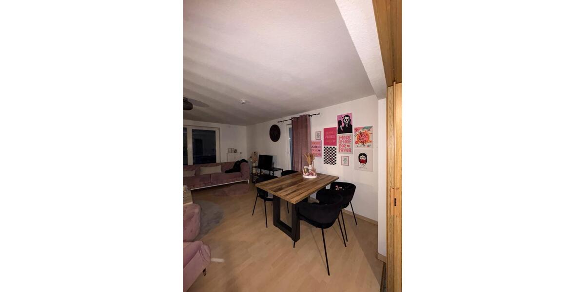 Etagenwohnung Blumberg - 2 Zimmer, 63 m&sup2;, 800&euro; | Angebot:26375252