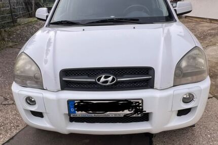 Hyundai TUCSON 218.500 km 2.200 &euro; Mölsheim 67591
