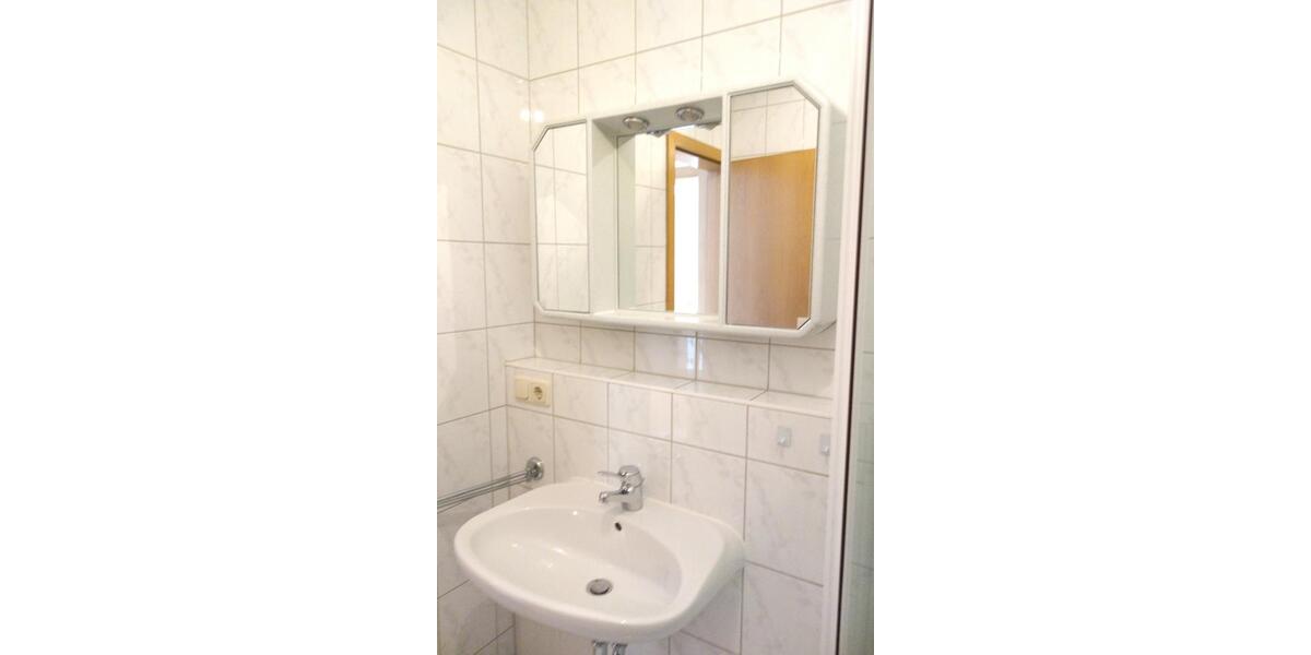 Dachgeschoßwohnung Stadtsteinach - 1 Zimmer, 39 m&sup2;, 69.900&euro; | Angebot:26633997