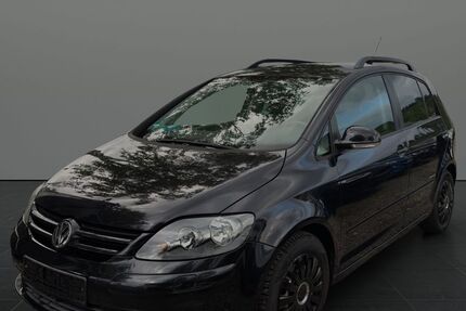 VW Golf 213.157 km 3.999 € Remshalden 73630