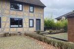 Einfamilienhaus Schwülper - 8 Zimmer, 230 m&sup2;, 2.500&euro; | Angebot:26364965