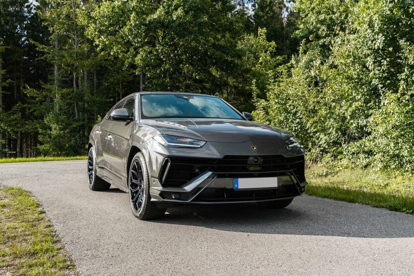 Lamborghini Andere 4.499 km 324.900 € Wiesbaden 65187