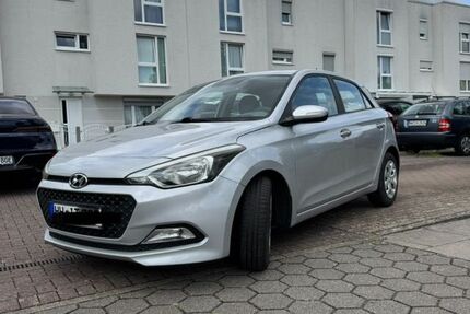 Hyundai i20 4.400 km 11.000 &euro; Hamburg 21035