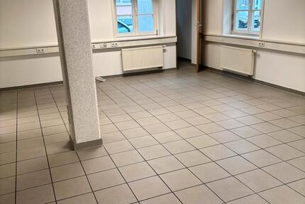 Gewerbeobjekt Singen (Hohentwiel) - 850&euro; | Angebot:26177771