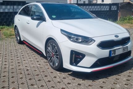 Kia pro ceed / ProCeed 64.520 km 21.300 &euro; Ehringshausen 35630