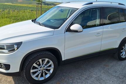 VW Tiguan 226.400 km 7.299 &euro; Weikersheim 97990