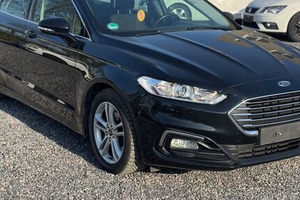 Ford Mondeo 195.000 km 6.499 &euro; Essen 45307