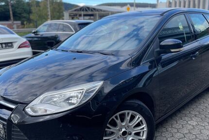 Ford Focus 256.000 km 2.790 € Konz 54329