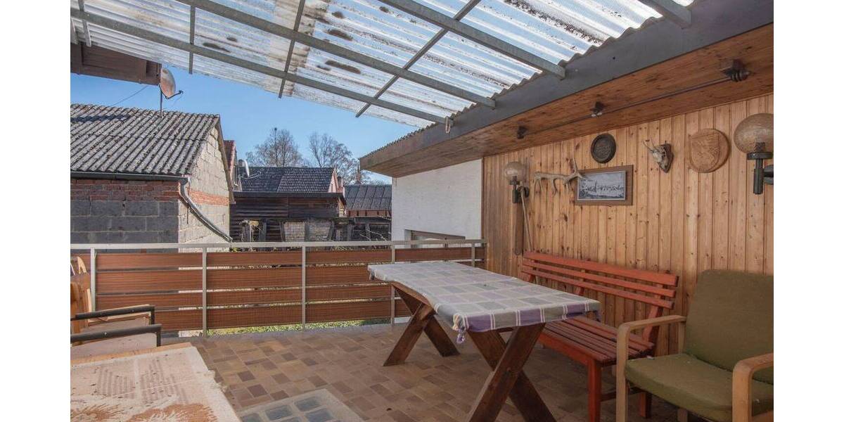 Einfamilienhaus Hungen Villingen - 7 Zimmer, 135 m&sup2;, 245.000&euro; | Angebot:26359752