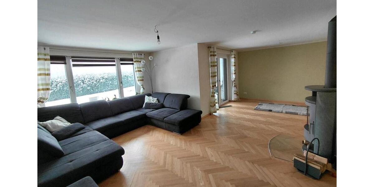Einfamilienhaus Bischofswerda - 7 Zimmer, 200 m&sup2;, 490.000&euro; | Angebot:24441198