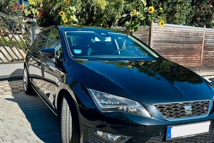 Seat Leon 71.700 km 12.800 € Nürnberg 90475