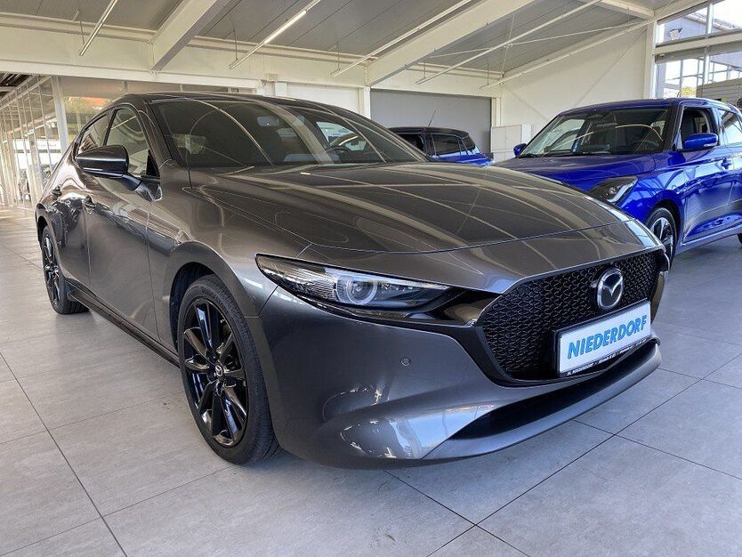 Mazda 3 60.000 km 21.722 € Rinteln 31737