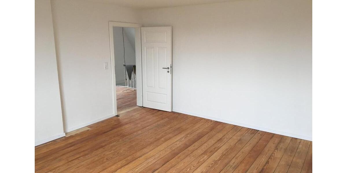 Doppelhaushälfte Schleswig - 2 Zimmer, 158 m&sup2;, 348.000&euro; | Angebot:26059425