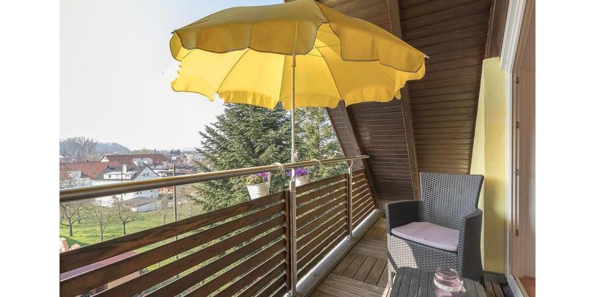 Schöne möblierte Ferienwohnung mit Balkon zur Untermiete 2 zimmer