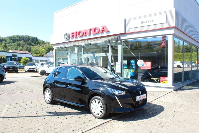 Peugeot 208 13.200 km 17.490 € Rockenhausen 67806