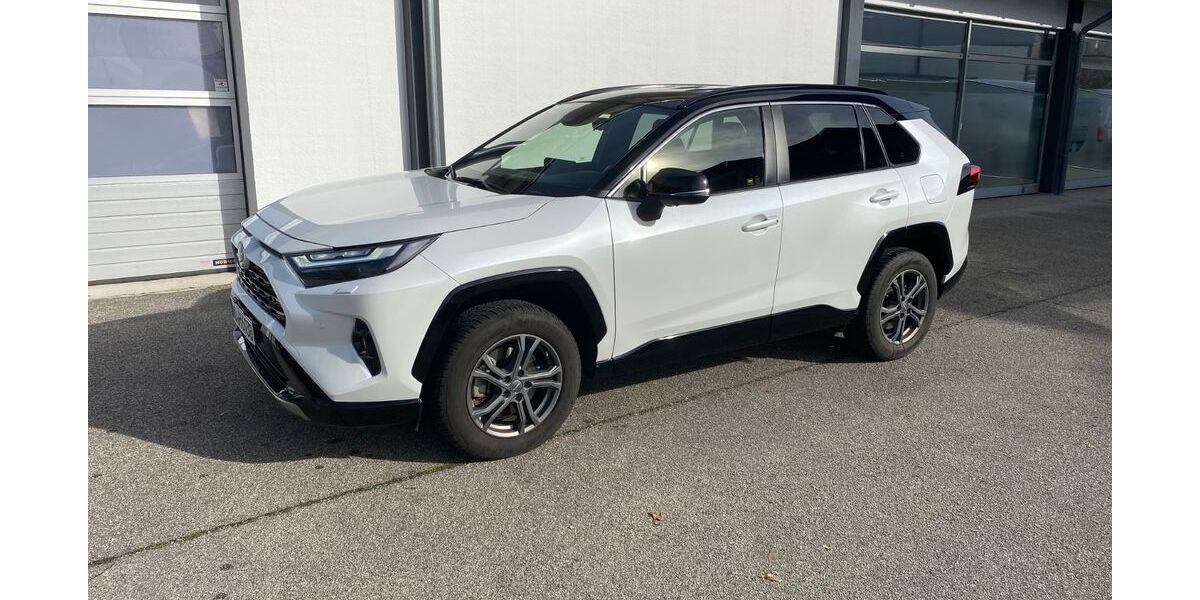 Toyota RAV 4 21.500 km 40.490 &euro; Mühldorf am Inn 84453