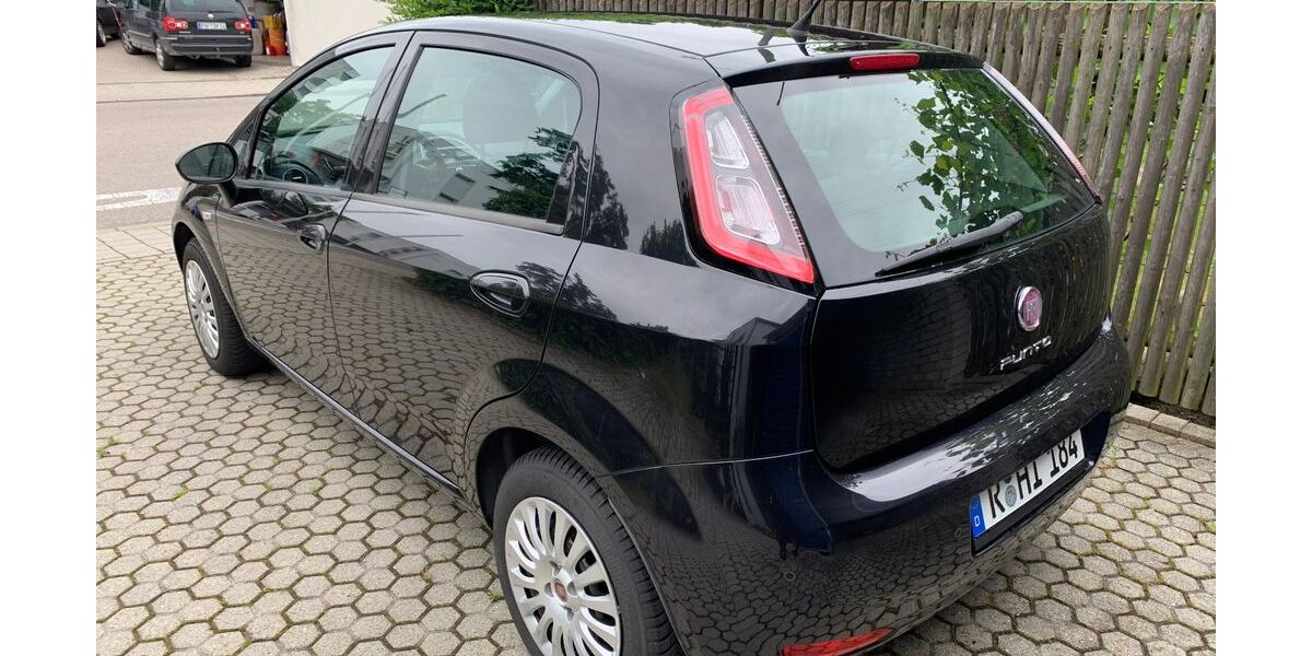 Fiat Punto 81.300 km 4.950 &euro; Ingolstadt 85057