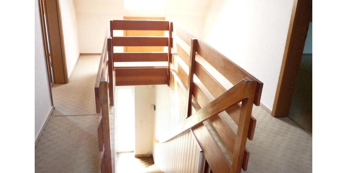 Einfamilienhaus Bergen - 7 Zimmer, 160 m&sup2;, 390.000&euro; | Angebot:26958654
