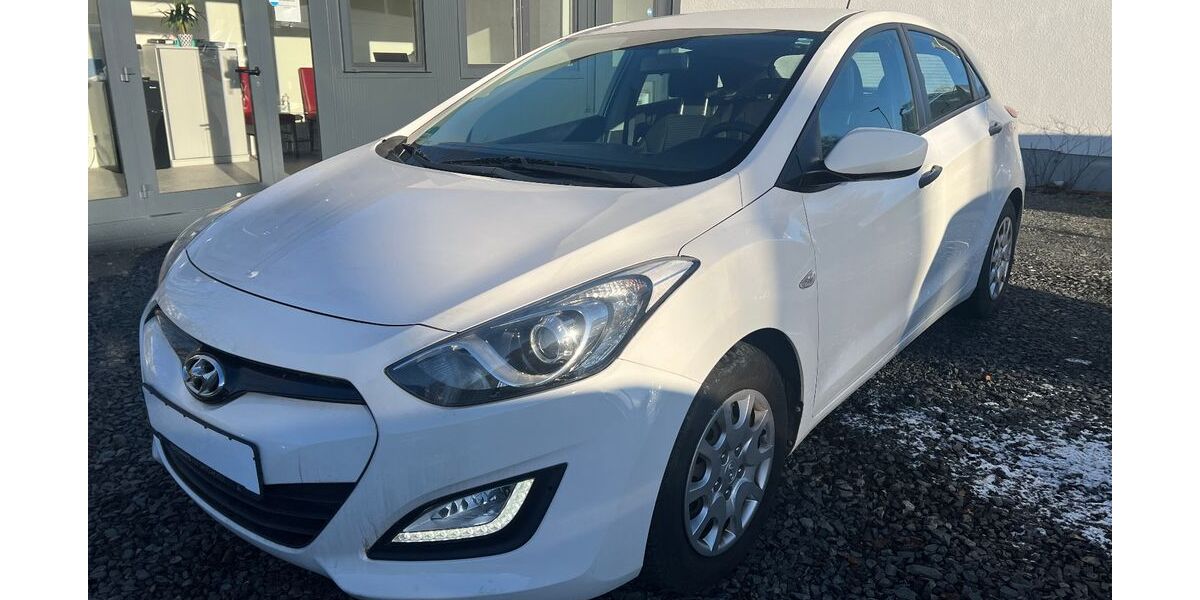 Hyundai i30 191.207 km 5.300 &euro; Friedberg 61169