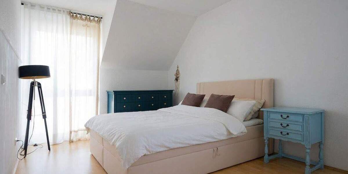 Etagenwohnung Krefeld / Verberg Verberg - 3 Zimmer, 88 m&sup2;, 895&euro; | Angebot:25471776