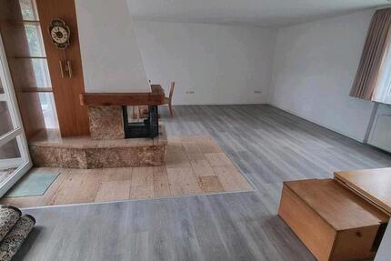 Wohnung Höchberg - 5.5 Zimmer, 175 m&sup2;, 1.850&euro; | Angebot:26236110