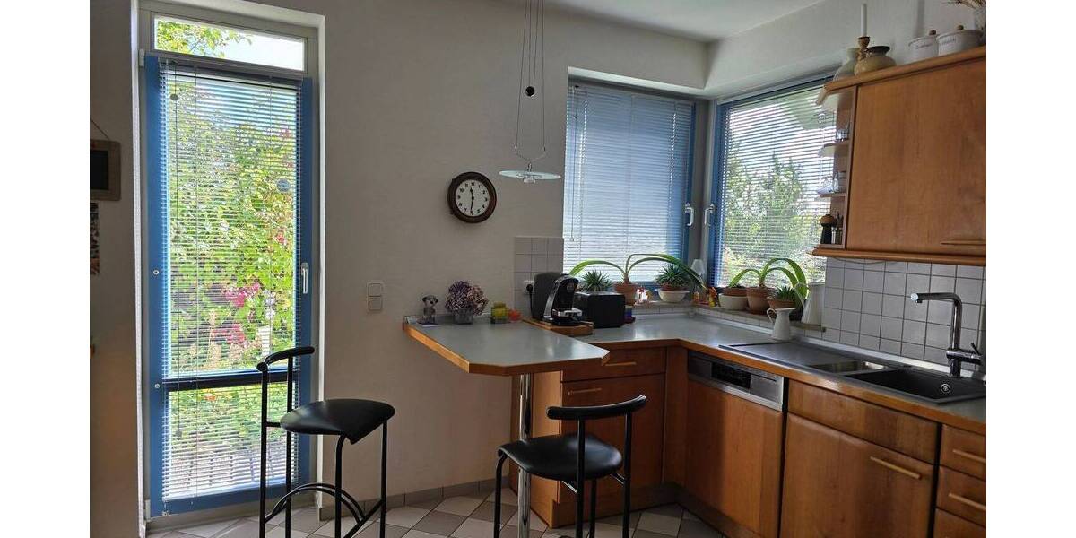 RESERVIERT!! SÜDHANGPERLE - HAUS IN BEGEHRTER WOHNLAGE NUR 10 MINUTEN BIS WEIMAR 4 zimmer