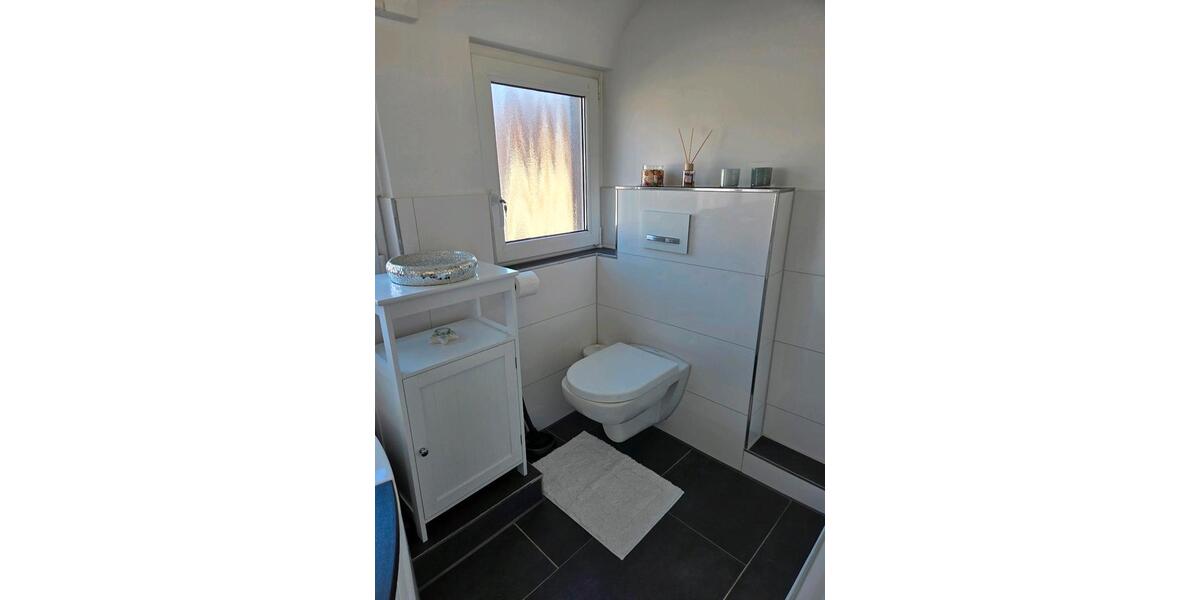 Dachgeschoßwohnung Stuttgart Neuwirtshaus - 3.5 Zimmer, 86 m&sup2;, 425.000&euro; | Angebot:25209138