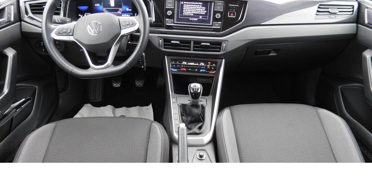 VW Taigo 1.0 TSI BMT Klima Navi LED 26.400 km 16.690 &euro; Vordorf 38533