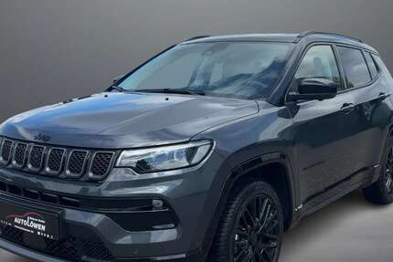 Jeep Compass 18.485 km 25.430 € Schwäbisch Hall 74523