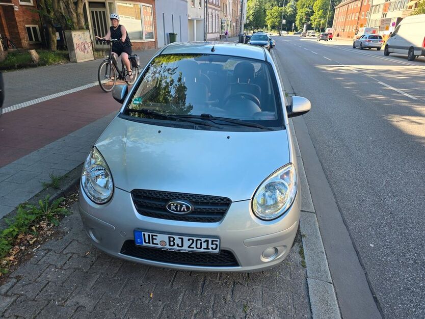 Kia Picanto 48.000 km 2.999 € Hamburg 22043