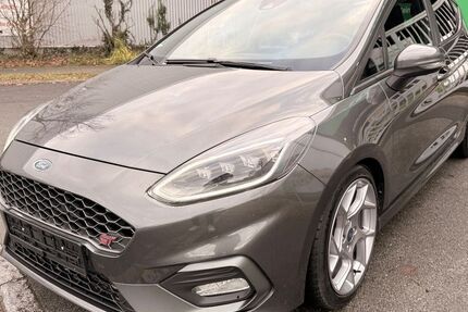 Ford Fiesta 148.000 km 11.990 &euro; Fürth 90763