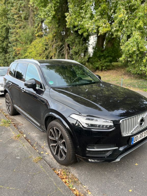 Volvo XC90 148.000 km 27.100 € Hamburg 20357