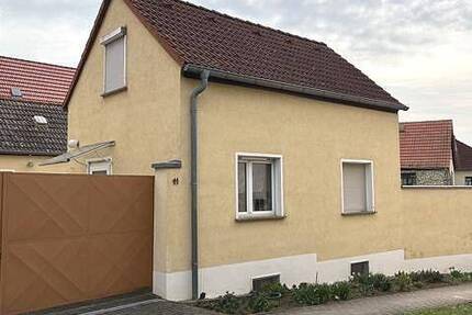 Haus Nemsdorf-Göhrendorf Göhrendorf - 3 Zimmer, 80 m&sup2;, 80.000&euro; | Angebot:26015411