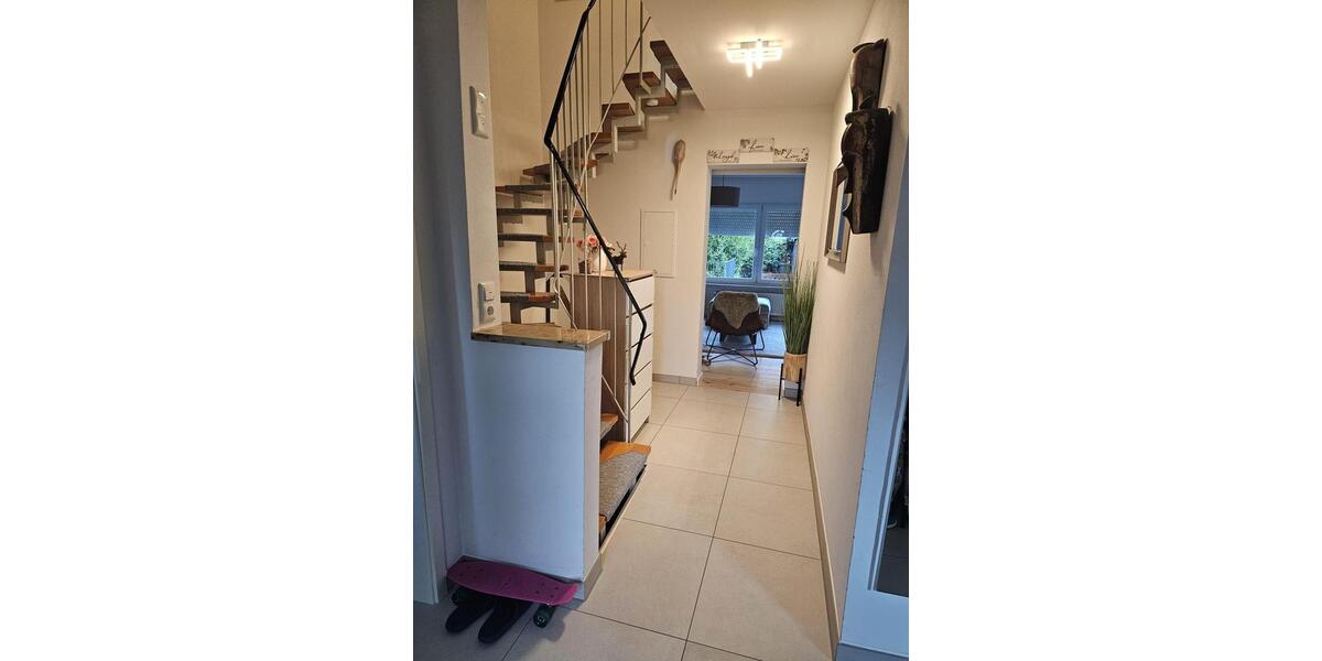 Reihenhaus Emmering - 5 Zimmer, 144 m&sup2;, 2.500&euro; | Angebot:24765772