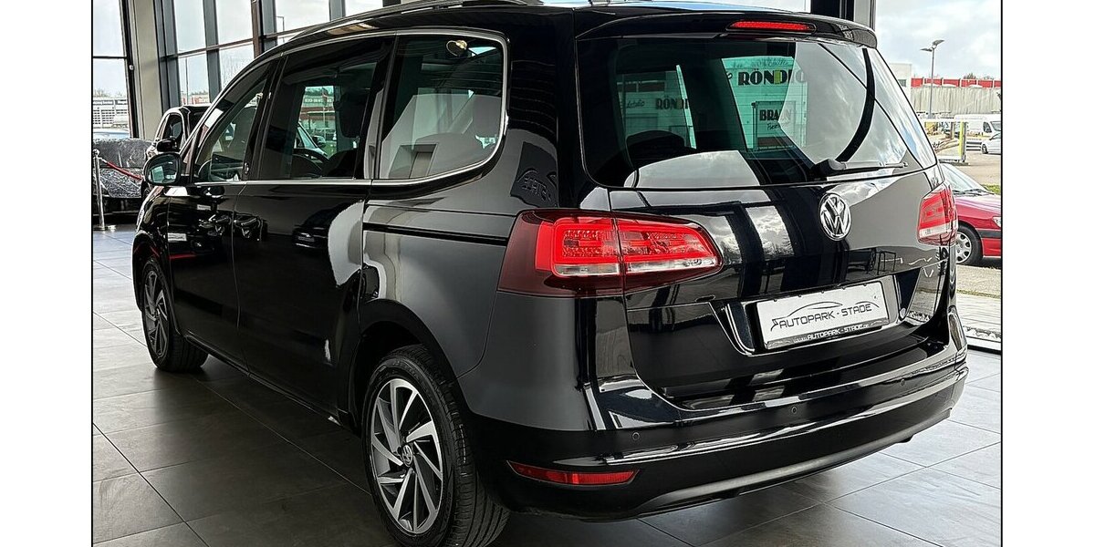 VW Sharan 2.0 TDI Pano ACC elektrische Türen Ass 135.000 km 20.999 &euro; Stade 21682
