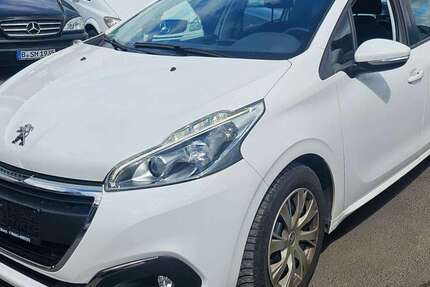 Peugeot 208 95.328 km 7.500 &euro; Schlüchtern 36381