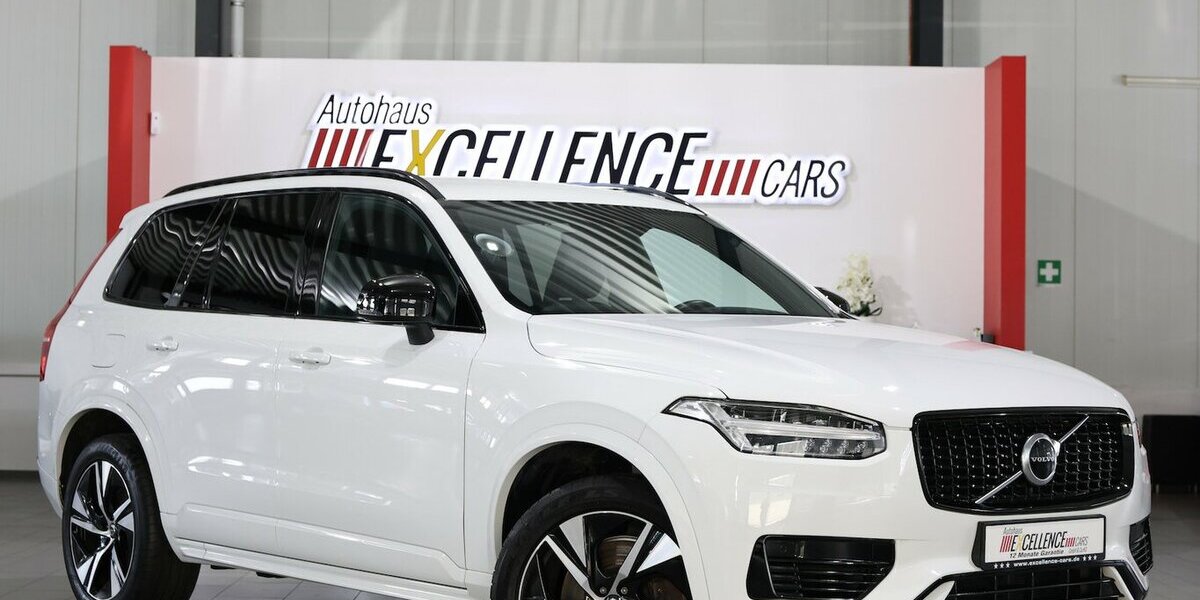 Volvo XC90 RECHARGE P-HEV AWD R-DESIGN SPORT 7-SITZER 137.000 km 38.444 &euro; Hamm 59077
