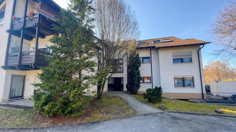 Etagenwohnung Balingen - 2.5 Zimmer, 80 m&sup2;, 995&euro; | Angebot:26407619
