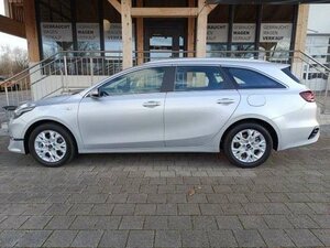 Kia Ceed SW / ceed SW CEED SW 1.5T 140 DCT7 VIS KOMF+ 16.822 km 22.990 &euro; Höhenkirchen-Siegertsbrun 85635