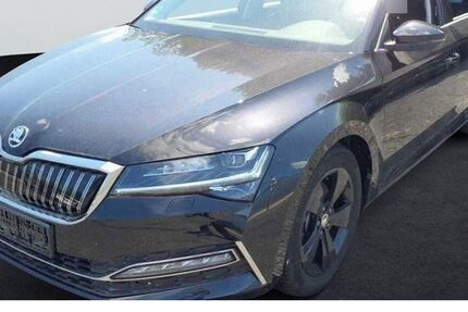 Skoda Superb 4.990 km 29.690 &euro; Bensheim 64625